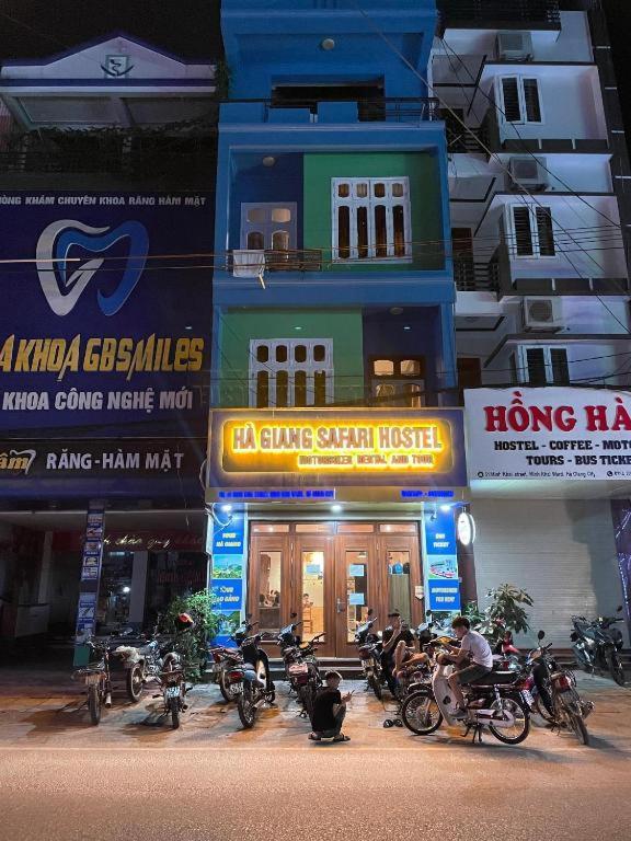 Nhi'S House & Safari -Motorbike Rental-Tour Ha Giang Exterior photo